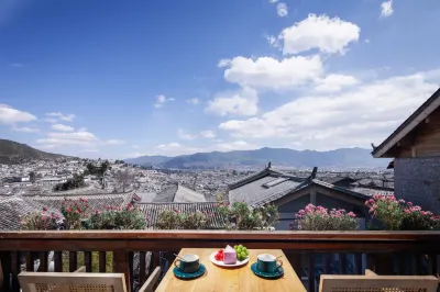 Yueshang Viewing Bieyuan (Lijiang Ancient Town Lion Mountain)