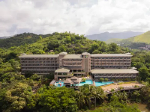 Zuri Resort Hotels in Coron