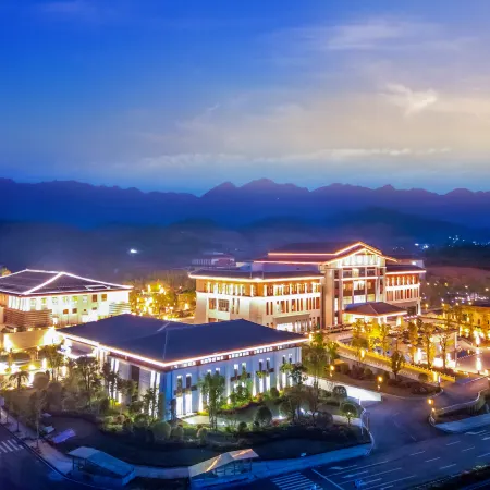 Renhuai Hot Spring Hotel Отели в г. Женьхуай