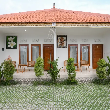 Karma Guest House Pandawa Beach Отели рядом с достопримечательностью «Пляж Пандава»