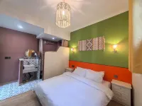 Zhiyou Homestay (Kashgar Ancient City Scenic Area)