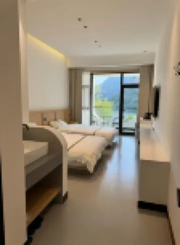 Yishuirenjia Homestay (Bali Gou Scenic Area)