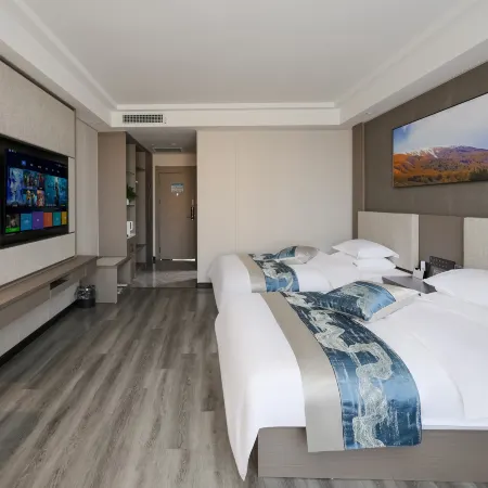 Burqin Lanfeng Holiday Hotel