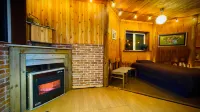 Sapporo Luxuray Log House
