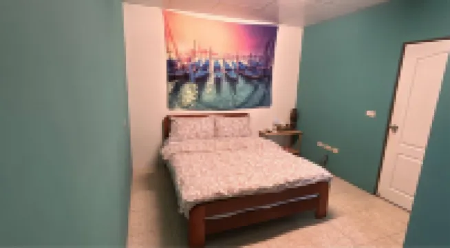 ELO CAFE 怡樂咖啡背包客棧