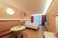 Orange Hotel Beijing Shijingshan Amusement Park Hotellit kohteessa Shijingshan District