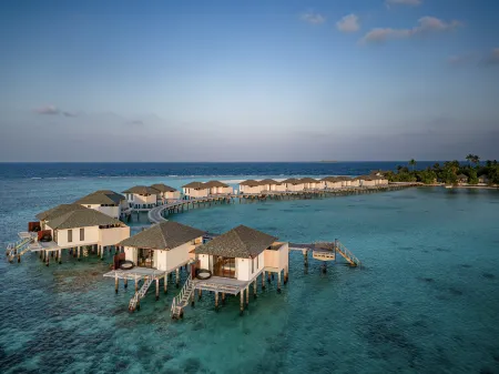 NH Collection Maldives Havodda Resort Отели в г. Meradhoo