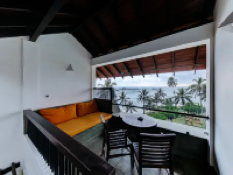Hikka Tranz by Cinnamon Hotels in Galle