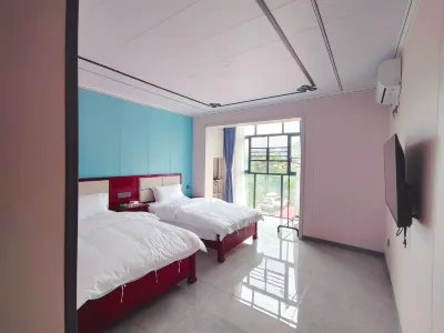 Xinfuyuan Holiday Hotel Hotels near Baiche River Ecotourism Scenic Area