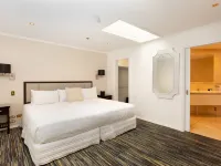 Fino Hotel & Suites Hotels near Turanga