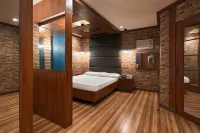 Victoria Court Las Piñas Hotels near Mary Mother of the Church Parish