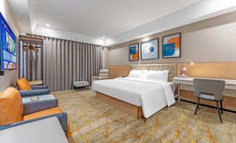 Longquan Shuicheng Hotel