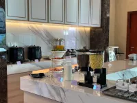 Cameron Lavender Mansion - Breakfast