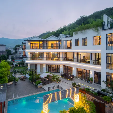 Mochi Moganshan Garden Hot Spring Resort & B&B