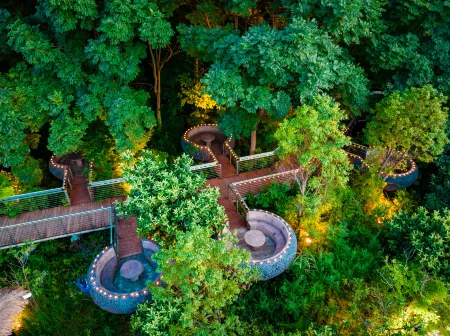 Longqi Tribe· Starry Sky Camping (Duyun Shanmu Lake Park) Отели рядом с достопримечательностью «Duyun Garden Expo Park»