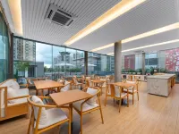 LWINTERNATIONALHotel Hotels near Humen