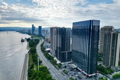 Jiuzhou Fangyuan Hotel(Yichang Wanda Binjiang Store)