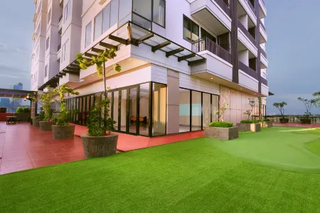 Citadines Gatot Subroto Jakarta Отели рядом со станцией Sudirman Railway Station