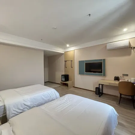 boya Hotel (Farmers' Market)