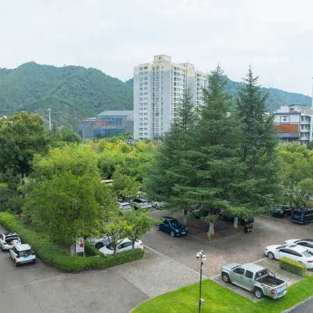 Yishuiwan Hotel