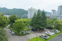 Yishuiwan Hotel - parking