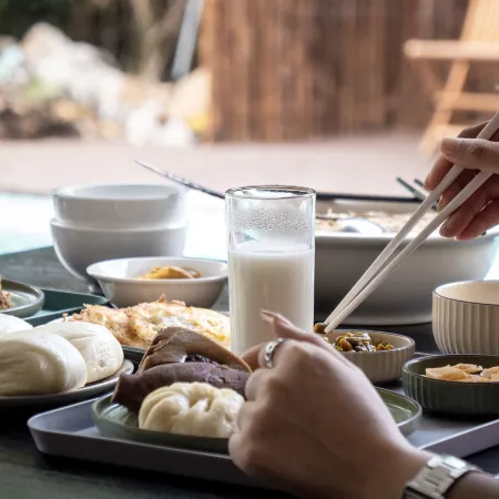 Hong Cun Wu she holiday homestay (Tachuan branch)
