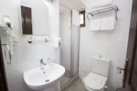 White Pearl Hotel Hotel in zona Kyrenia Harbor