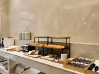 Junkai Hotel (Baotou Aoyu New City Airport Branch)