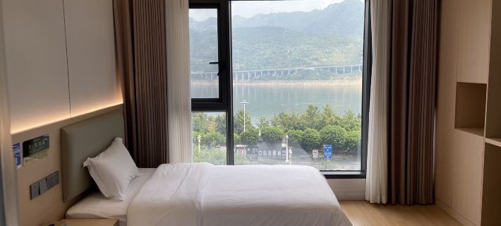 Wushan Pinghu Business Hotel Hotels in Wushan County