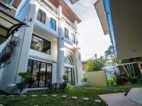 Eurana Boutique Hotel Hotels in der Nähe von Pop Autovermietung