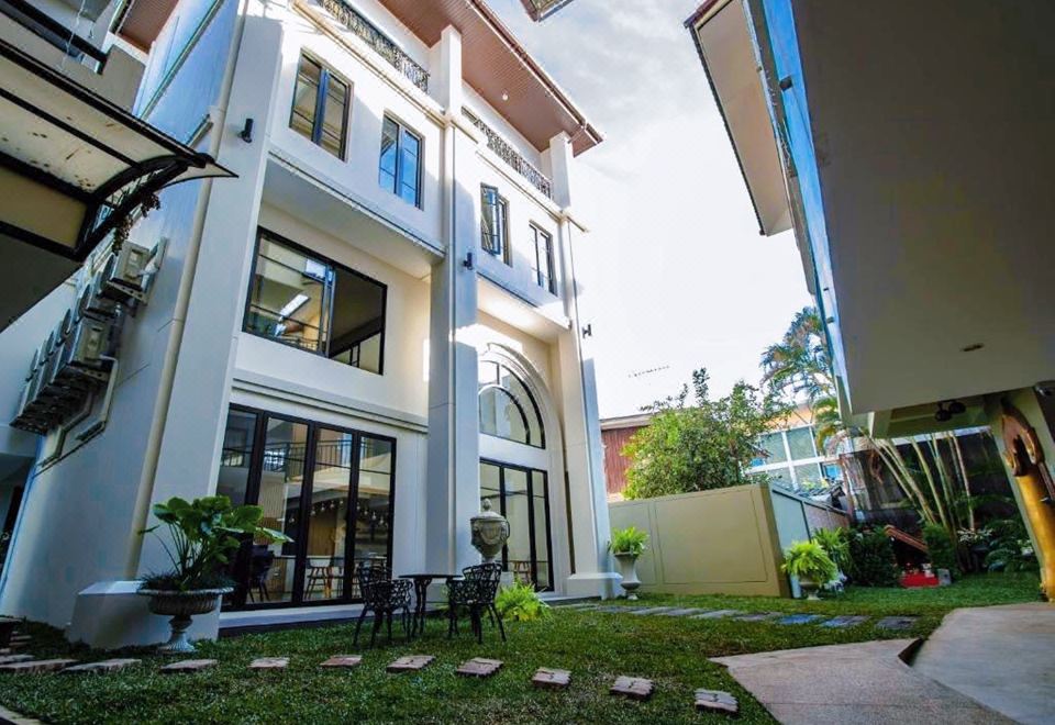 유라나 부티크 호텔