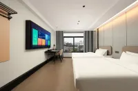 Banyan Family Hotel (Sanfang Qixiang Branch) Hotel in zona Anmin Alley