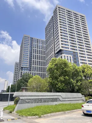 Chenxi Apartment (Yangzhou East High-Speed Railway Station)