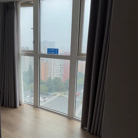 Lydia Hotel (Chengdu East Railway Station)