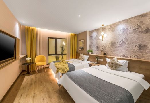 Xiangshuiwan Hotel (Wuzhen West Gate South Entrance)Hotel Overview