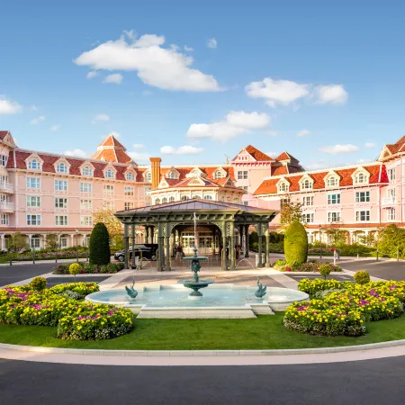 Disneyland Hotel
