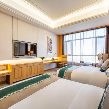 Wuwei Huangjia International Hotel