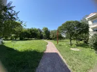 Binglv Garden Resort Hotel (Tianshan  International Airport Branch)