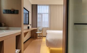 Qian Xi Zhizun Hotel