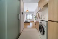 Zhijian Homestay (Zhengxu Hui Poly Cultural Plaza) Hotel di 