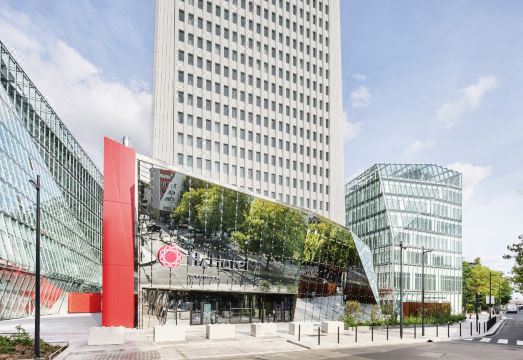 H4 호텔 Wyndham 파리 플레이엘 리조트 수영장 또는 바