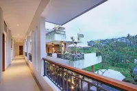 Puri Padma Hotel Hotels near Andong