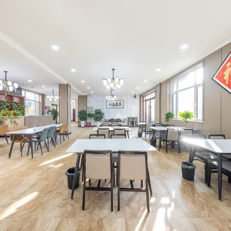 Lufeng  Hotel