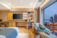 Meilun Mingdu Hotel (Century City New Exhibition Global Center Branch) Hotels near Huijin Square