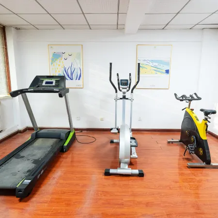 Home Inn UP Huayi Select Hotel (Weifang Anshun Road Railway Station Branch