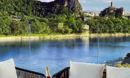 Li River CIAO Hotel( Guilin Elephant Trunk Hill)
