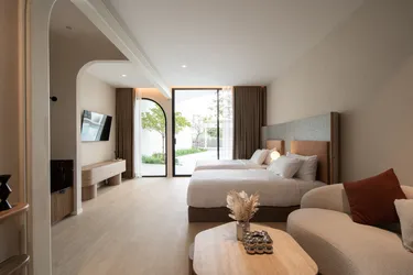 รูปภาพของฮาล์ฟ โฮเต็ล