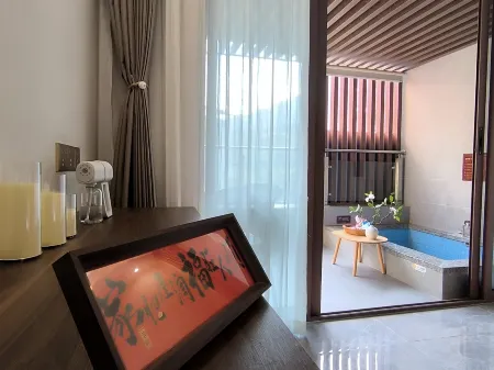 Qinglan Spring Hot Spring Homestay Отели рядом с достопримечательностью «Shibashuiyuan Ecological Scenic Spot»