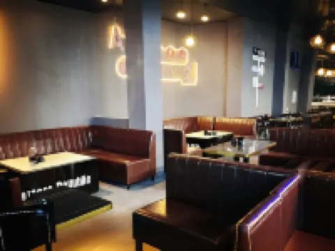 雲尚柏庭飯店（邵陽紅旗路店）
