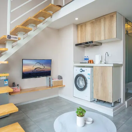 Meizhu Suyun LOFT Apartment (Dongjiao Memory University of Technology Branch)